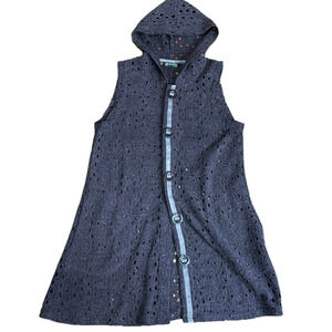 Merric purple button down hooded crochet vest